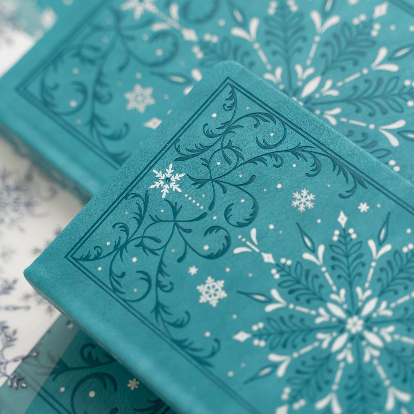 Archer & Olive - Journal B6 Dotgrid - Frosted Storybook