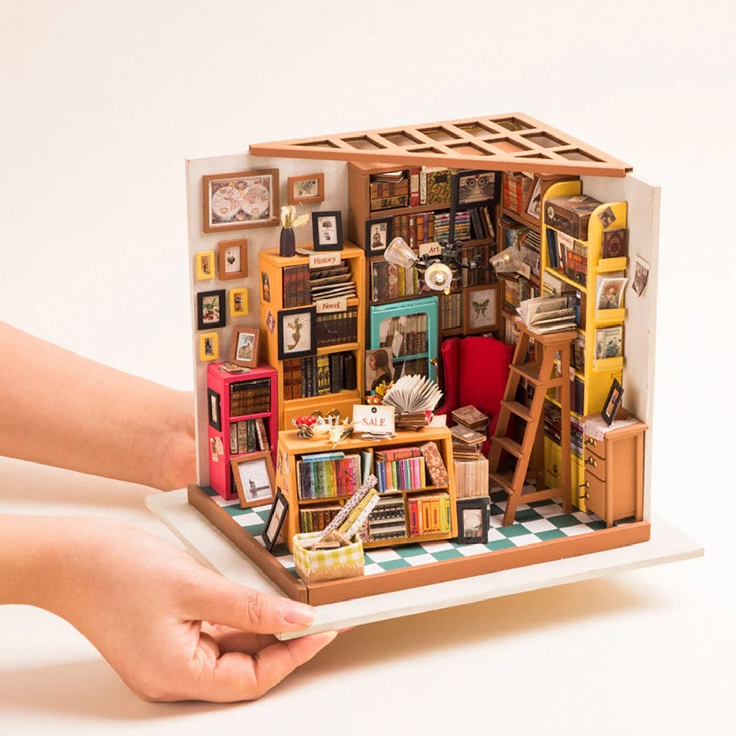 Robotime - Miniature House - Sam's Study