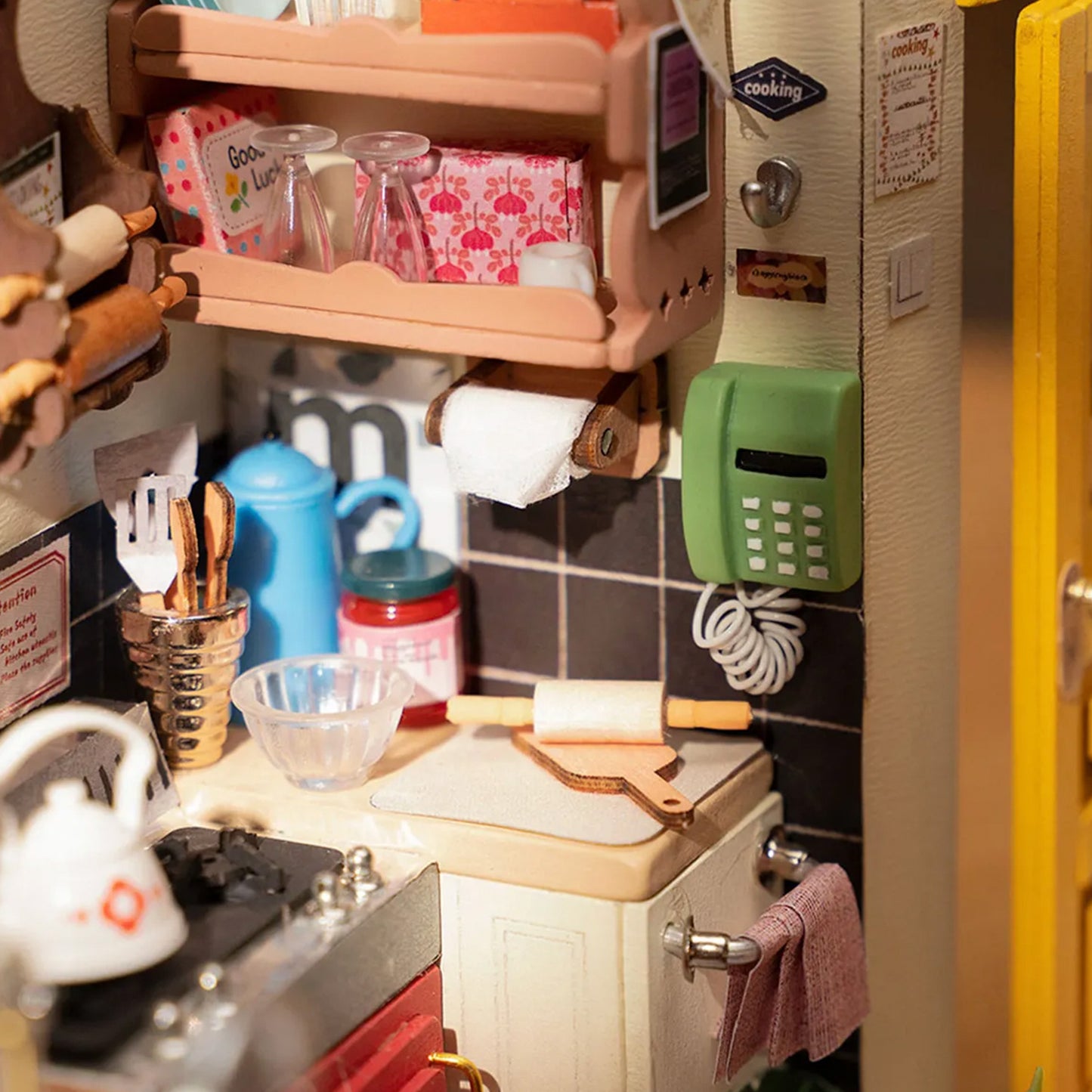 Rolife - Miniature House - Cozy Kitchen