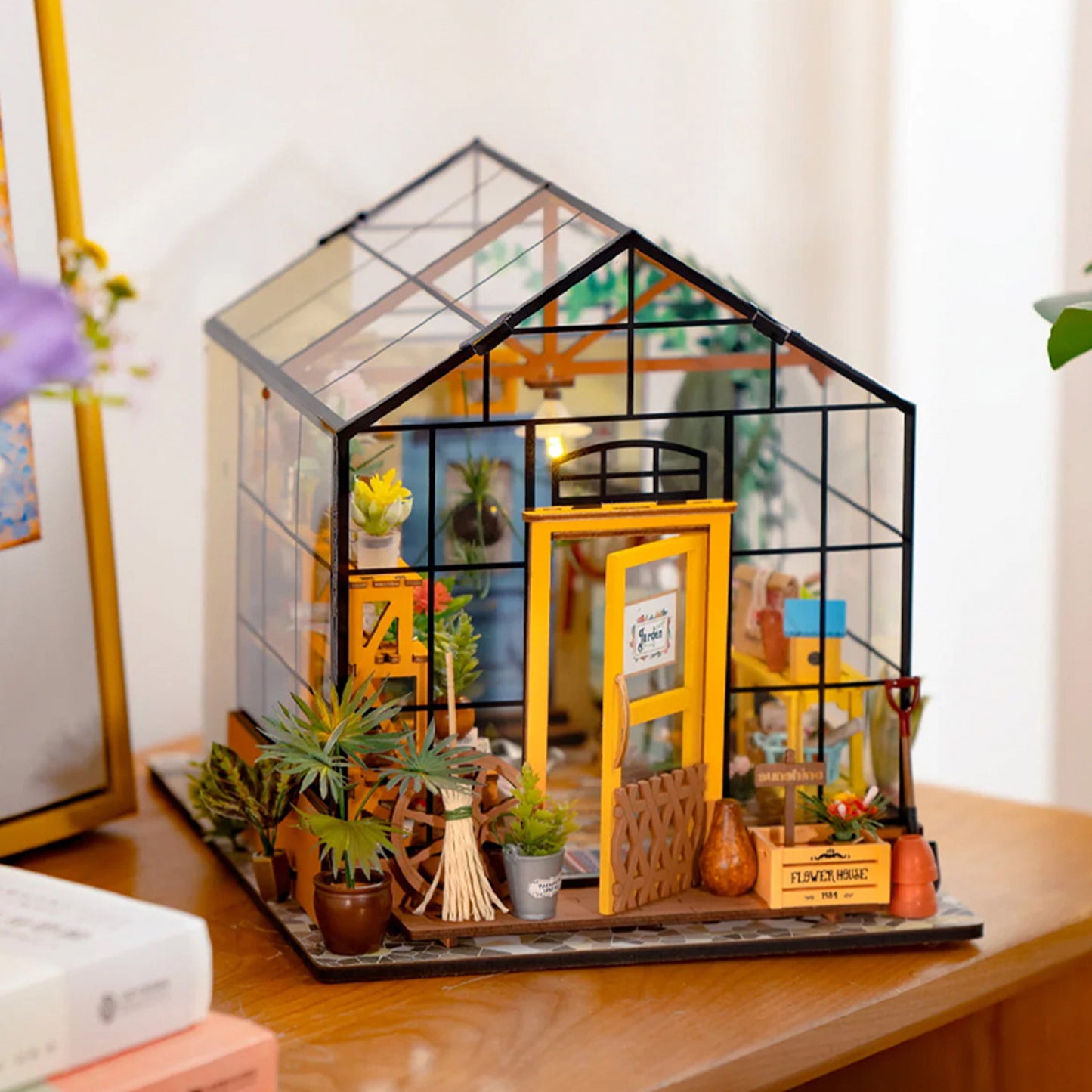 Rolife - Miniature House - Cathy's Flower House