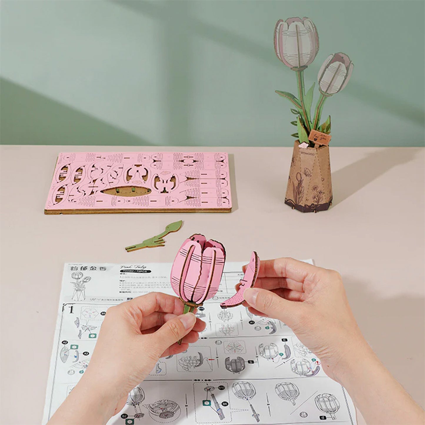 Rolife - Wooden Flowers - Pink Tulip
